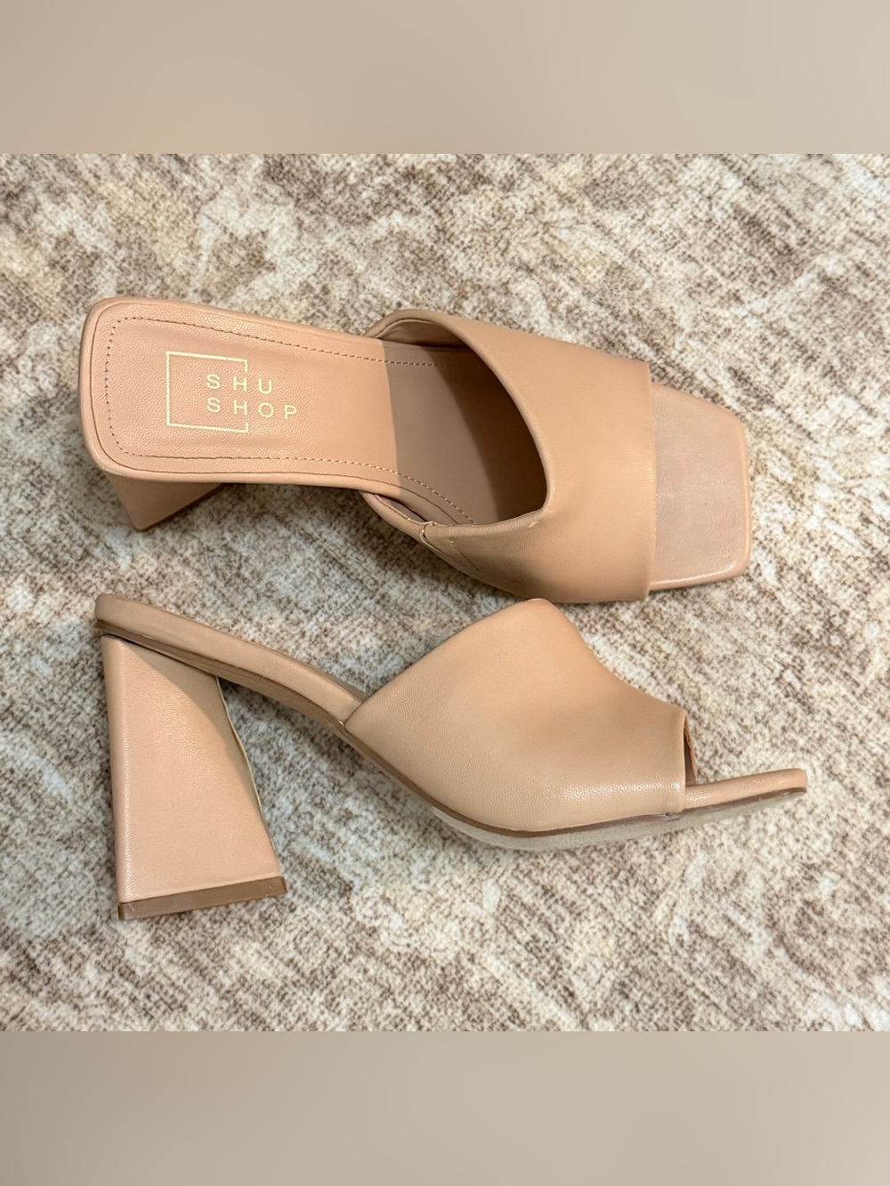 SHU SHOP Nude Block Heel Mules Size 7